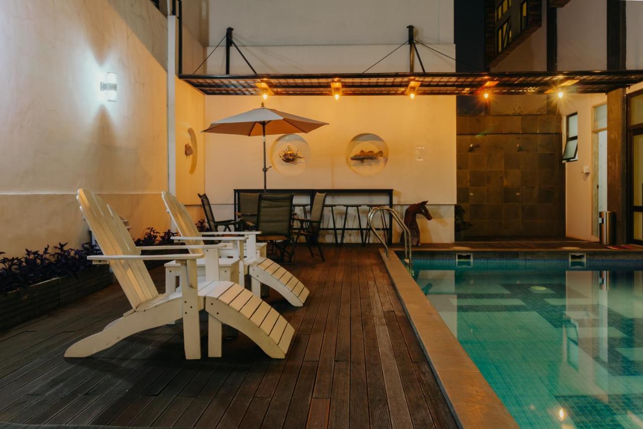 Urbanest Inn House Slipi Jakarta Eksteriør billede