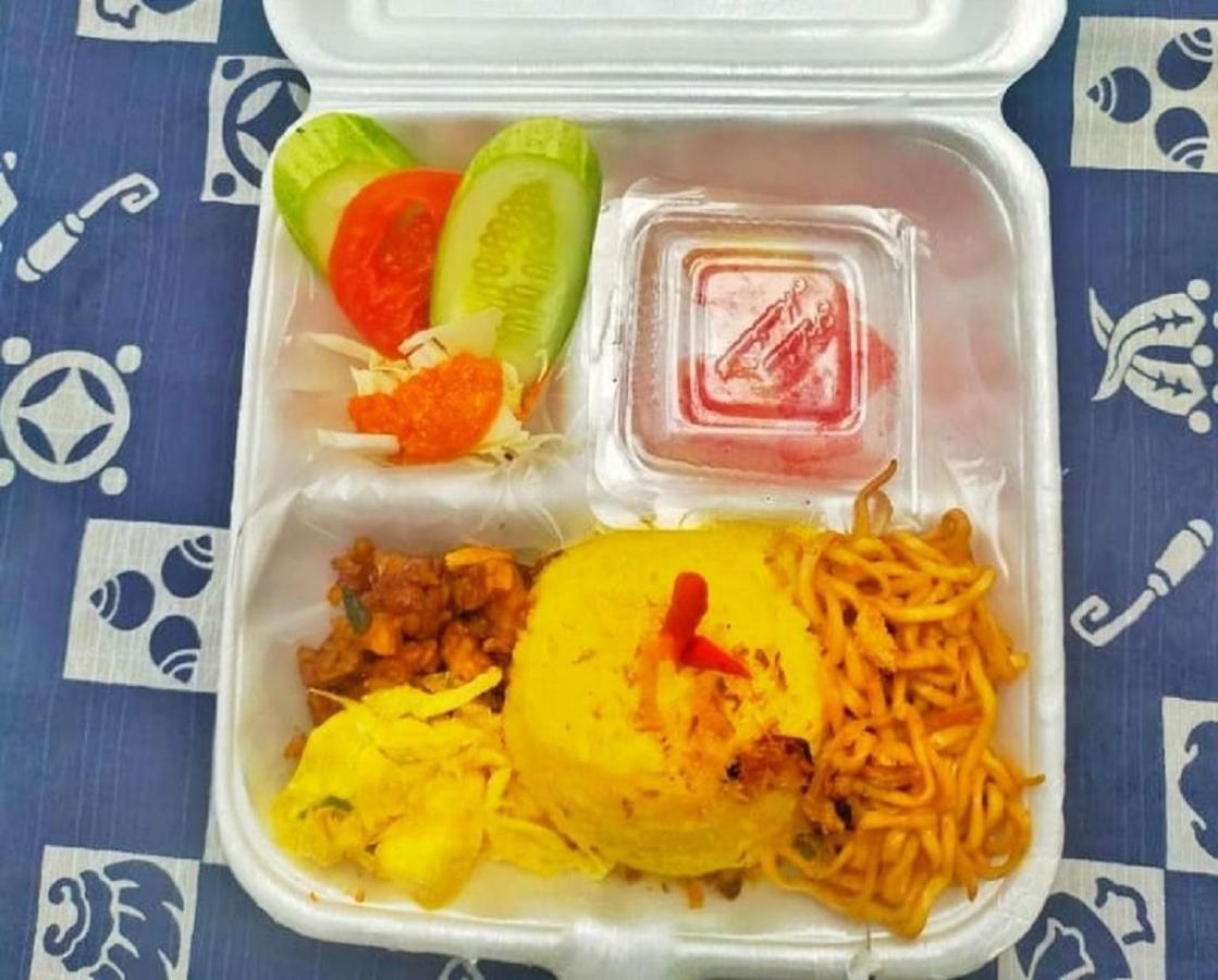 Urbanest Inn House Slipi Jakarta Eksteriør billede